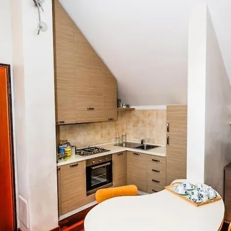 Prestigioso Appartamento Di 70Mq Vicino Milano Legnano Exterior photo